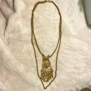 Gold and silver beautiful necklace!